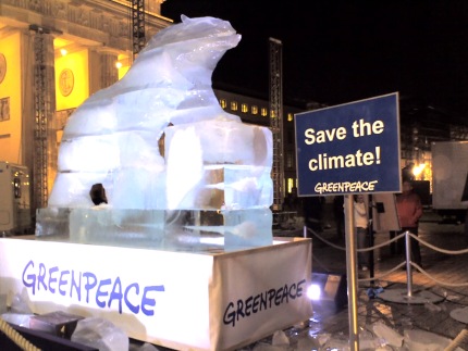 Greenpeace-Aktion - Save the climate